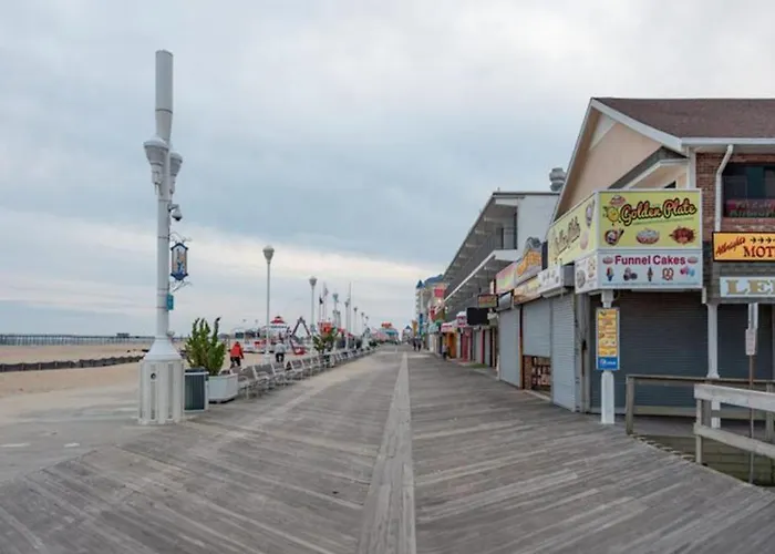 W Balcony And Ocean View - Boardwalk One - 203 *